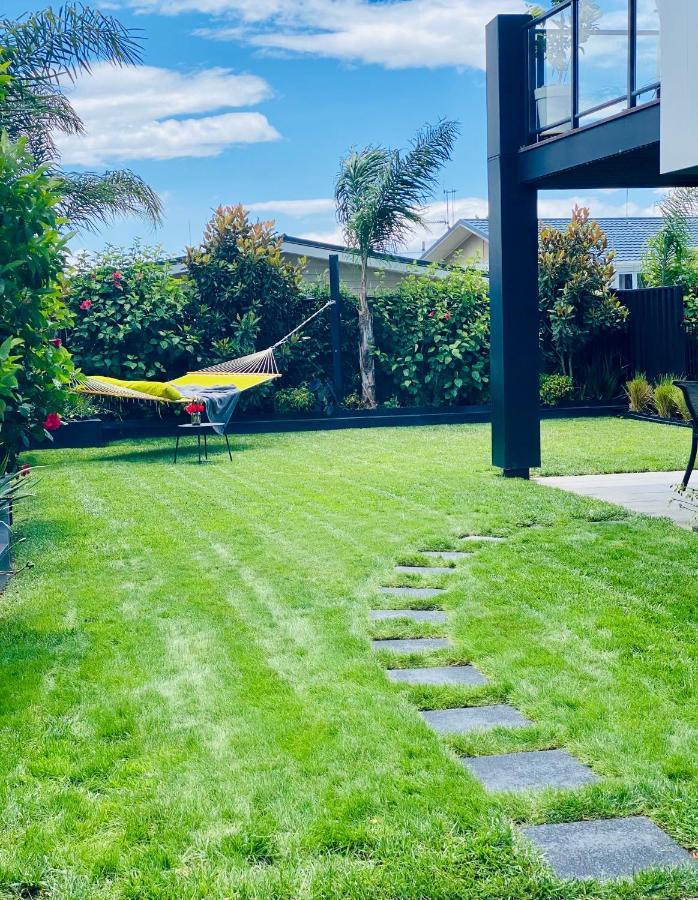 Private Papamoa Beach Paradise Exterior photo