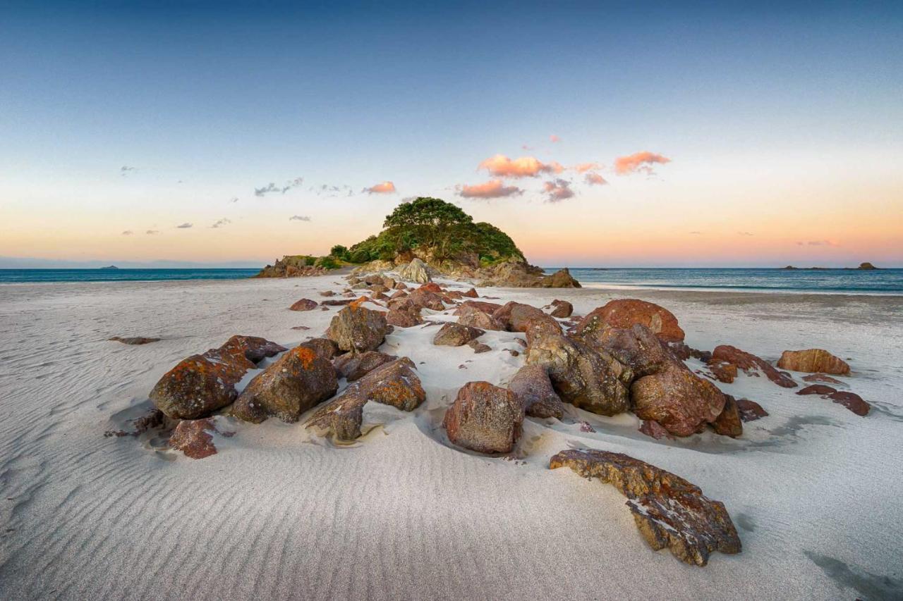 Private Papamoa Beach Paradise Exterior photo