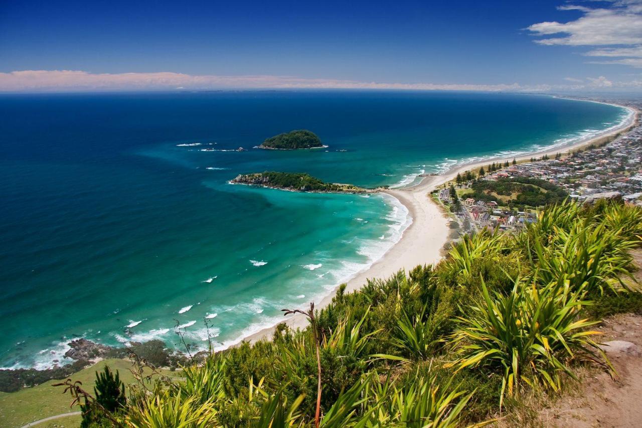 Private Papamoa Beach Paradise Exterior photo